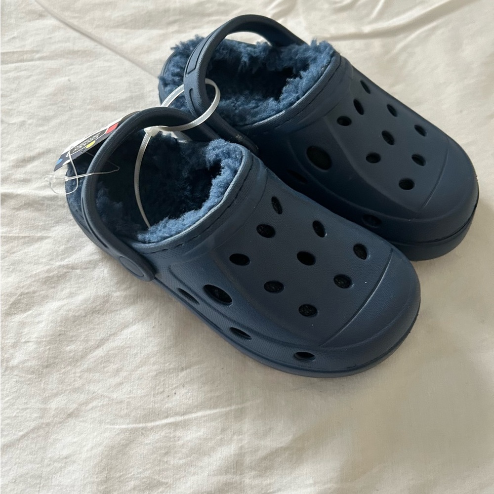 Berkley Jensen Kids Navy Blue Faux Fur Lined Comfort Clogs/Size 10/NWT